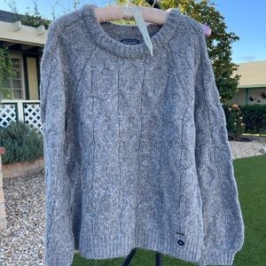 Abercrombie & Fitch Sweater